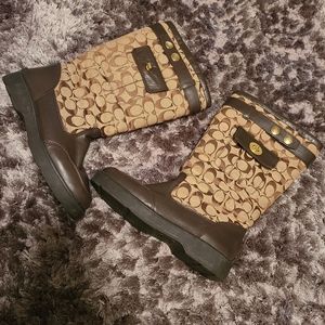 Authentic Coach winter boots